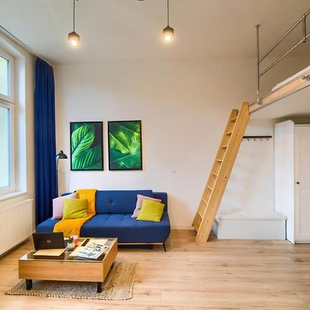Апартаменты Tiny Studio City Centre / Mala Kawalerka Щецин Экстерьер фото