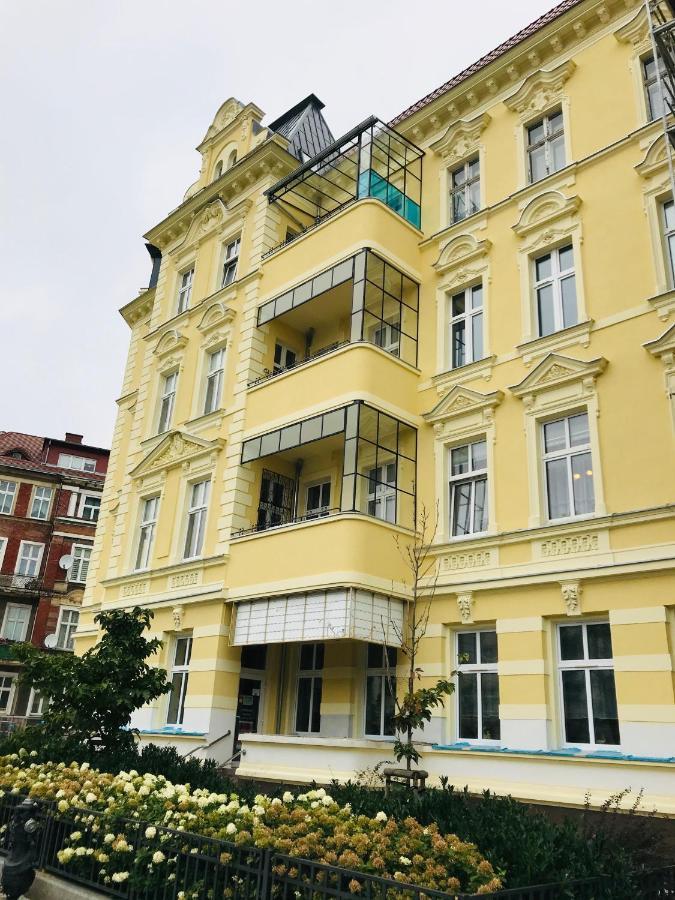 Апартаменты Tiny Studio City Centre / Mala Kawalerka Щецин Экстерьер фото
